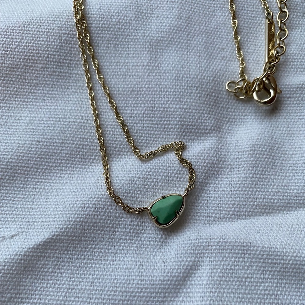 Kendra Scott Necklace